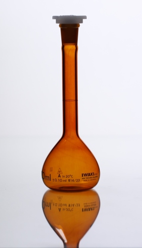 Volumetric Flask With Plastic Stopper Class A Coating Amber ISO