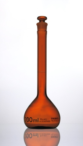 Volumetric flask with glass stopper, Class A, Coating Amber, USP Specification